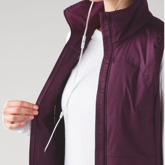Lululemon Run for Cold Vest - Picture 2 of 5